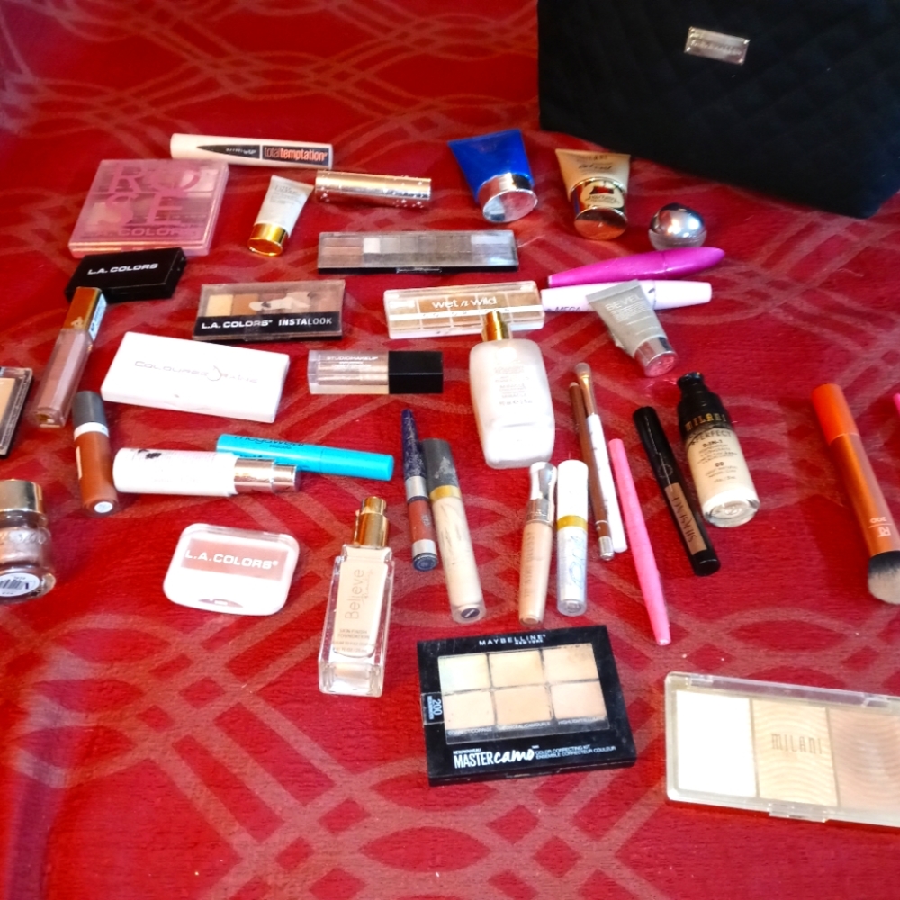 Steve Madden quted clutch purse + makeup lot